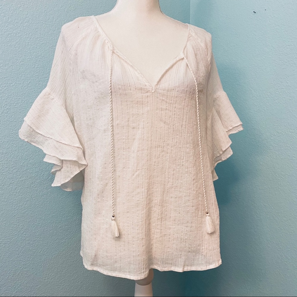 Boutique White Boho Top with flutter sleeves